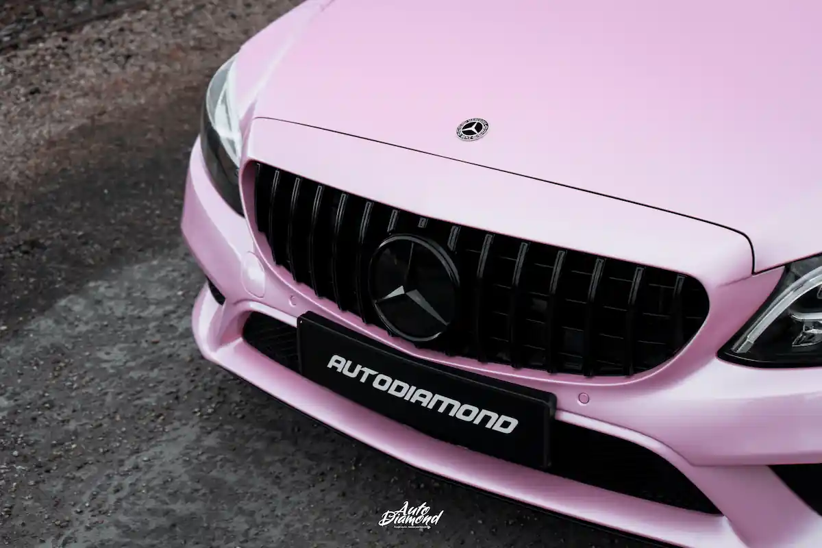 Mercedes C Cabrio oklejony pastelową różową folią - Auto Diamond