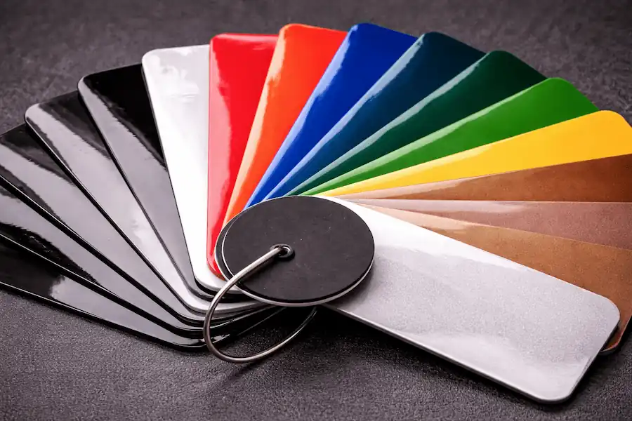 Próbnik folii błyszczących - wachlarz próbek w kolorach czarnym, białym, czerwonym, niebieskim i zielonym - Auto Diamond